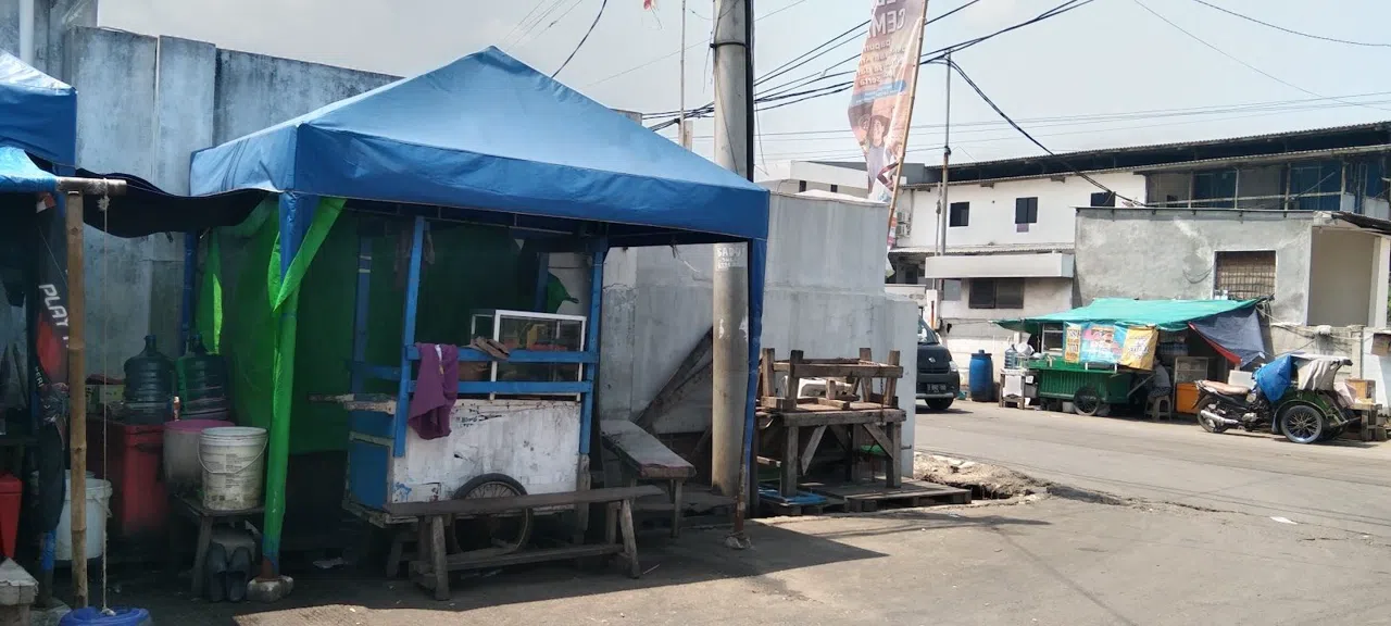 Dove il pesce di Jakarta arriva a riva prima dell'alba