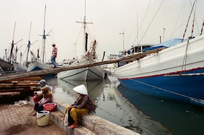 Sunda Kelapa Old Port Walk